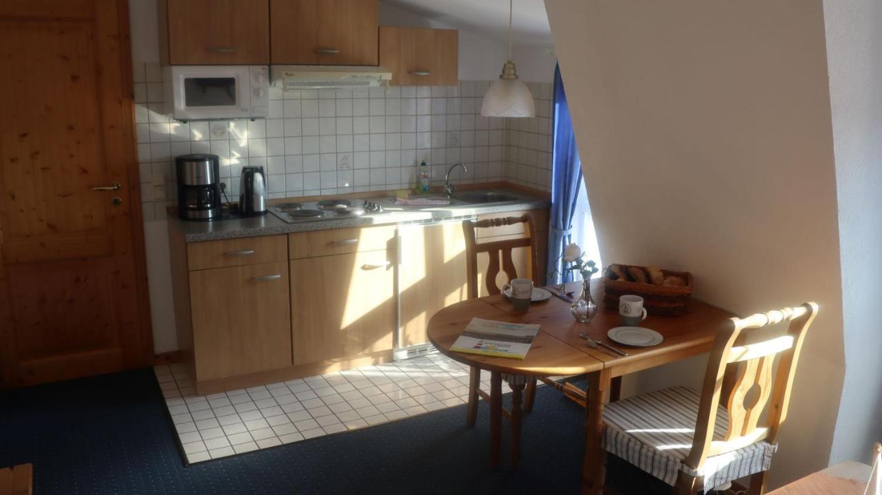Ferienwohnung " Lee " Нойхарлингерзийл Екстериор снимка